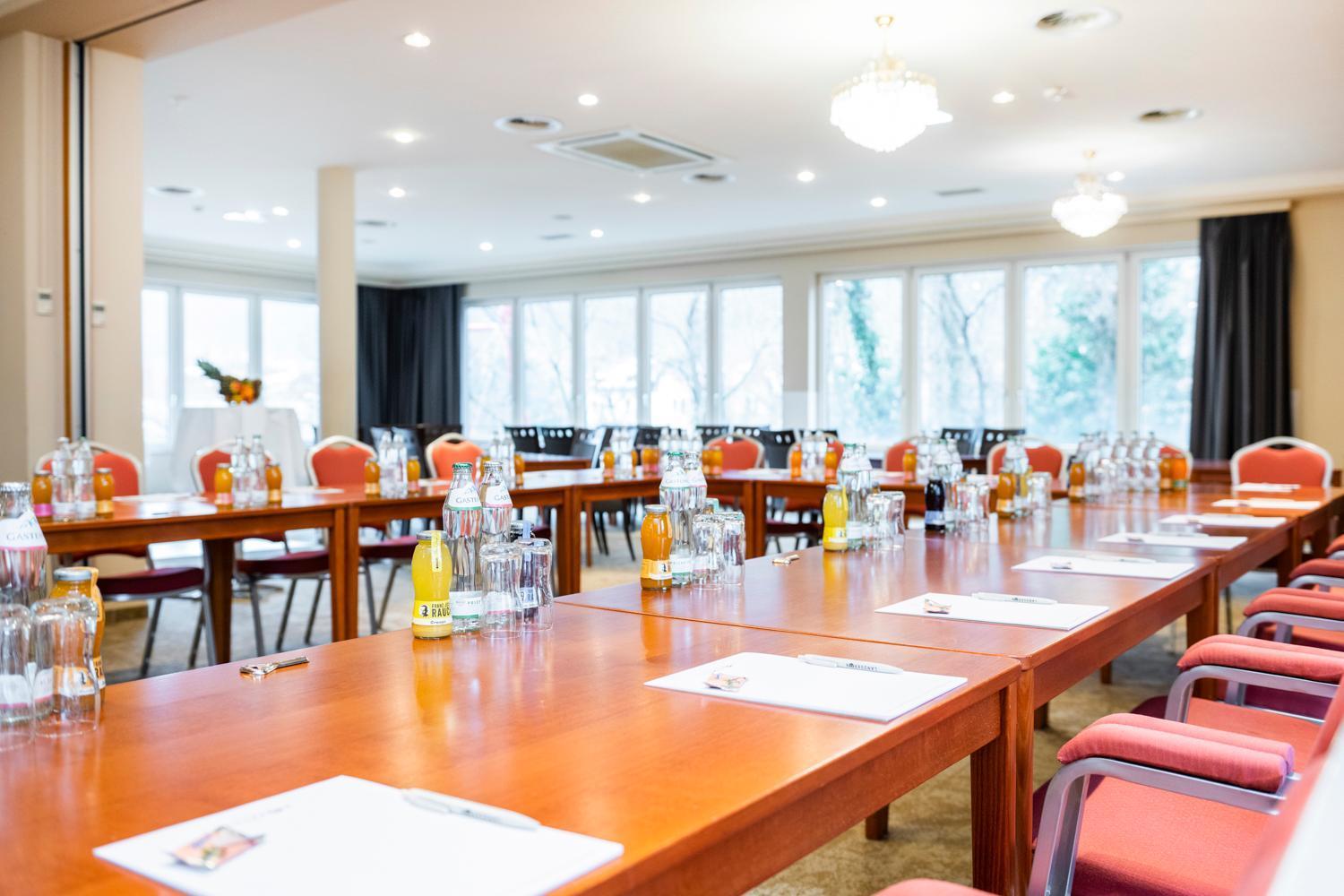 Hotel Landskron Bruck an der Mur Ngoại thất bức ảnh